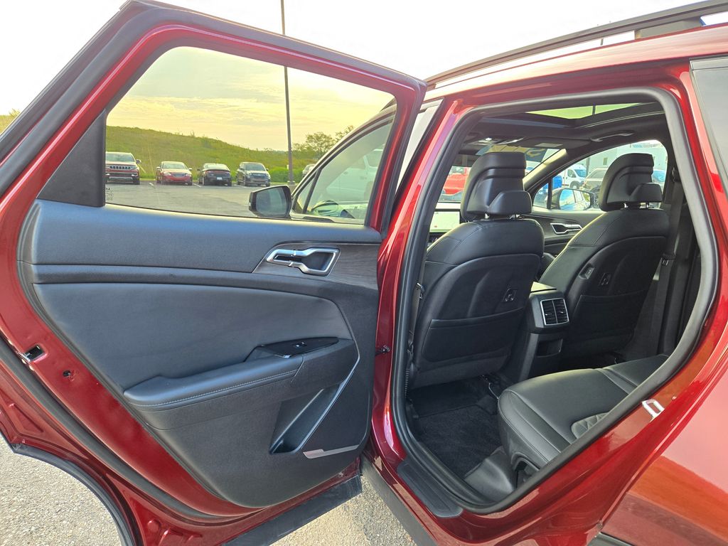 2023 Kia Sportage X-Line photo 23
