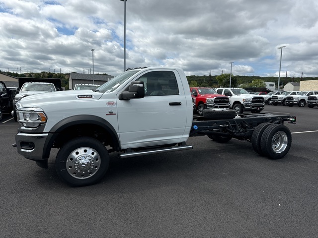 2024 Ram 5500 Tradesman photo 5