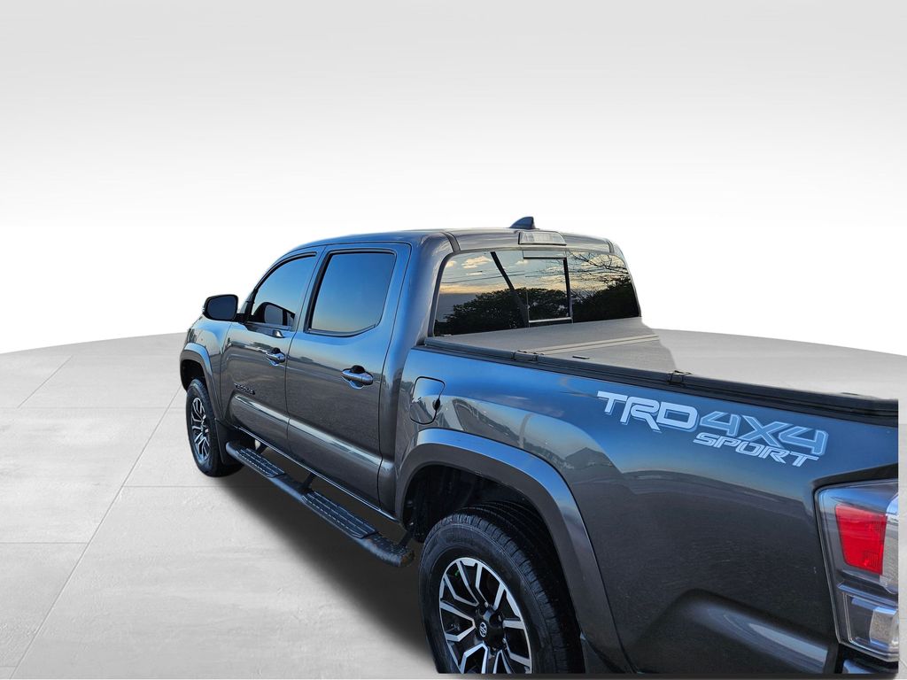 2020 Toyota Tacoma TRD Sport photo 7