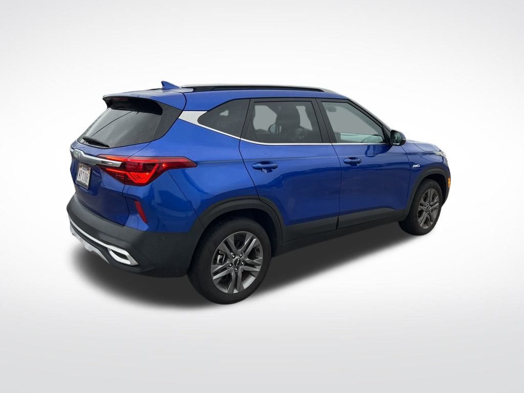2023 Kia Seltos S photo 4