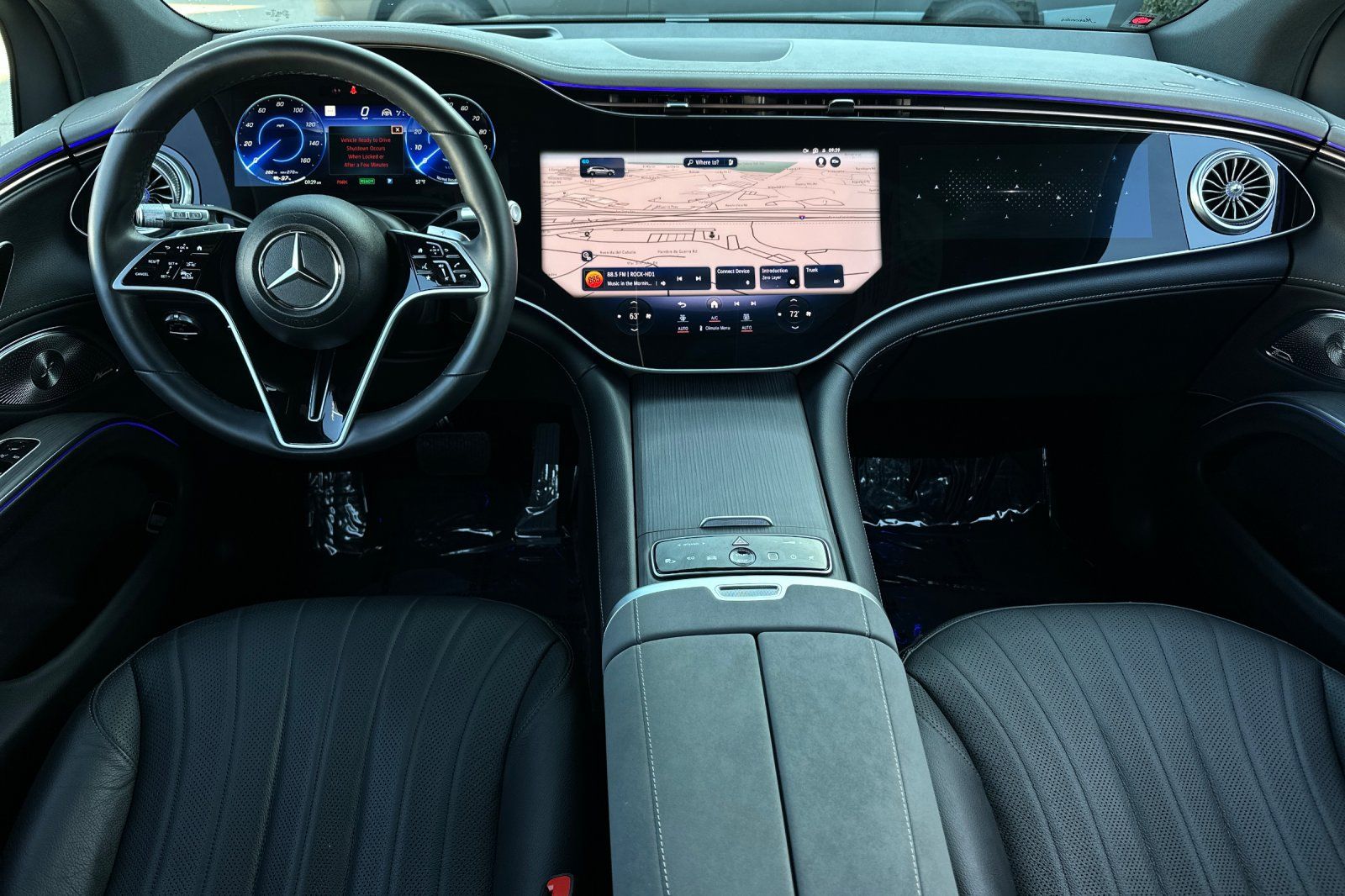 2023 Mercedes Benz EQS SUV 580 4MATIC photo 3