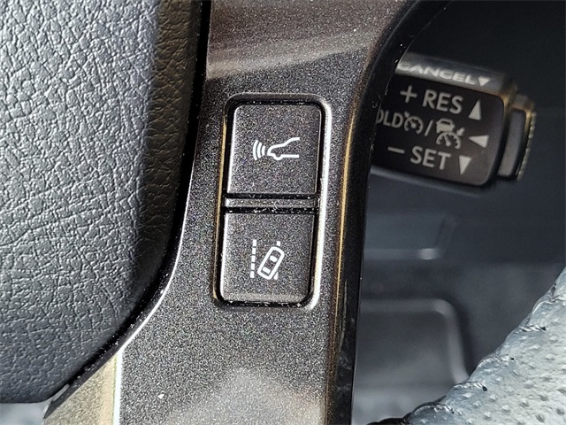2023 Toyota 4Runner TRD Off-Road photo 29