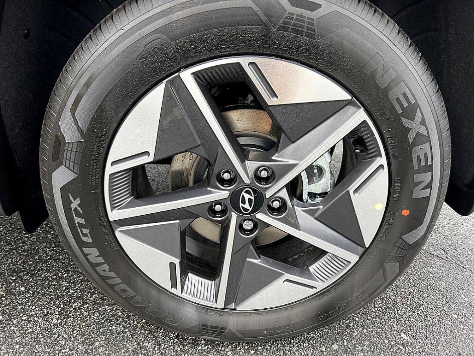 2026 Hyundai Tucson Hybrid SEL Convenience photo 4