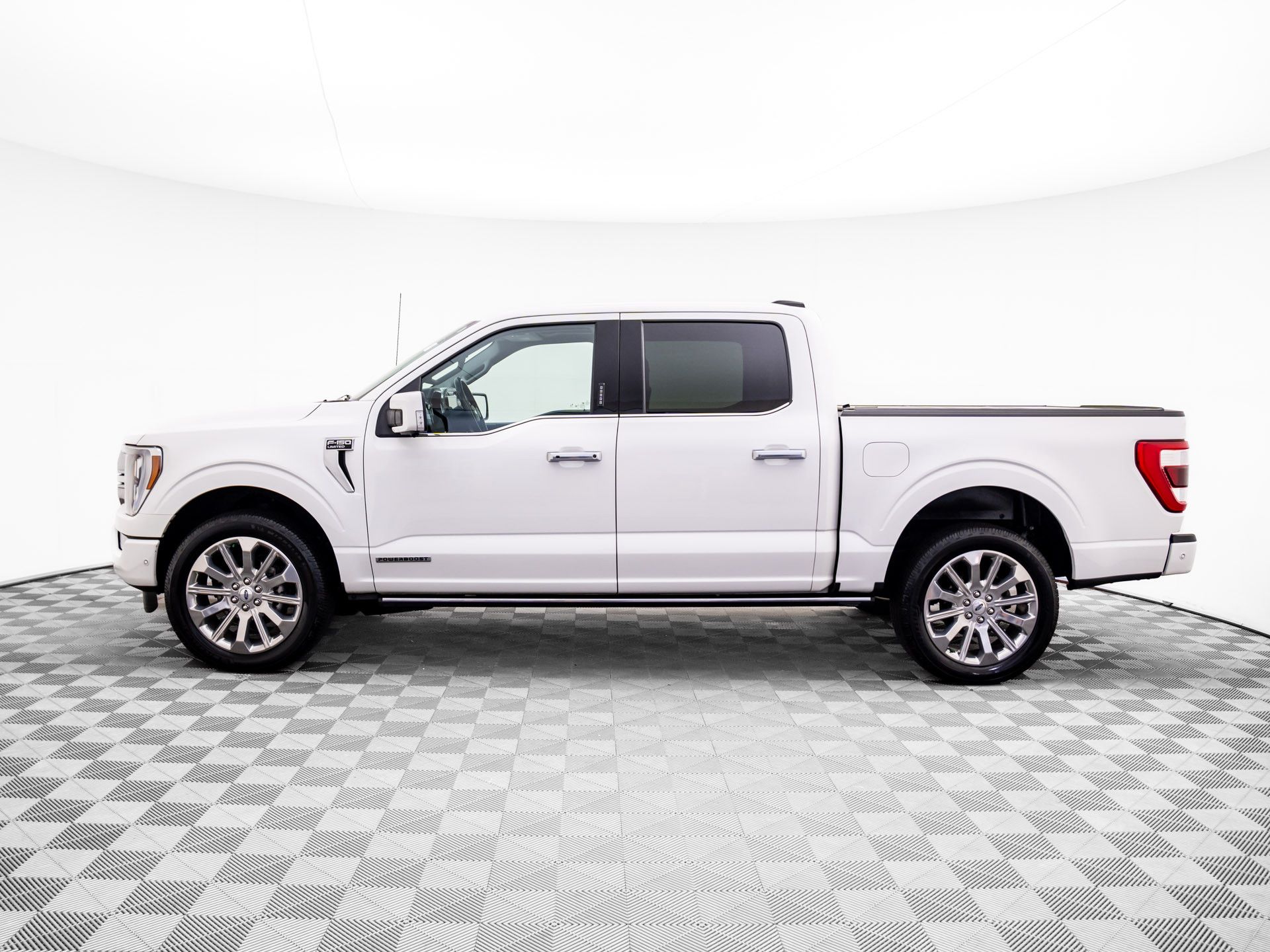 2022 Ford F-150 Limited photo 4