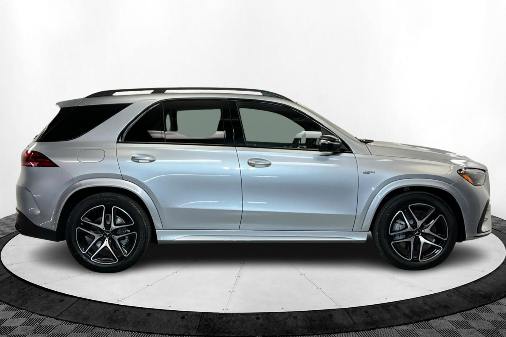 2026 Mercedes Benz GLE AMG 53 4MATIC photo 6