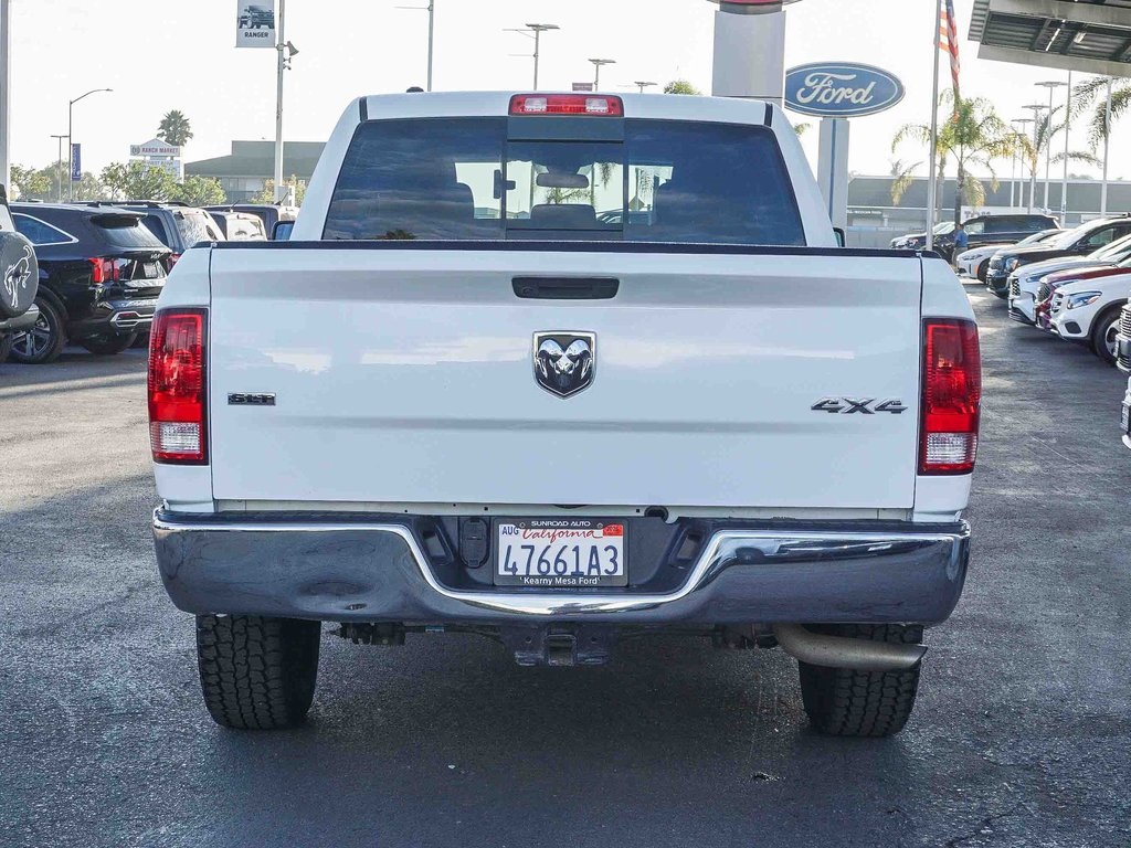 2019 Ram 1500 Classic SLT photo 7