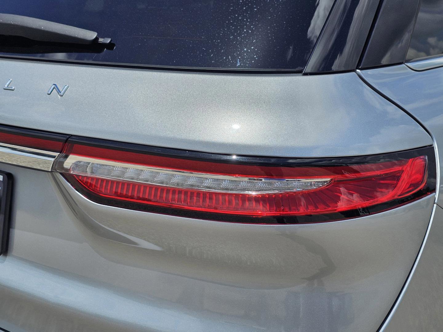 2021 Lincoln Corsair Standard photo 26