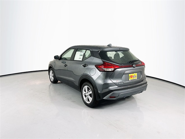 2024 Nissan Kicks S photo 4