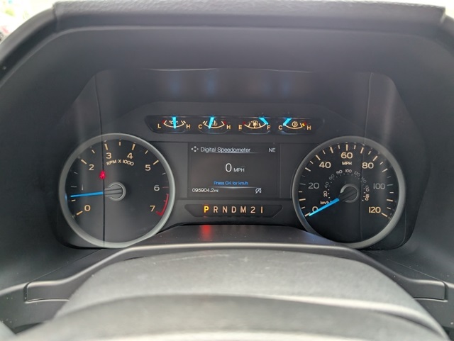 2017 Ford F-150 XLT photo 12