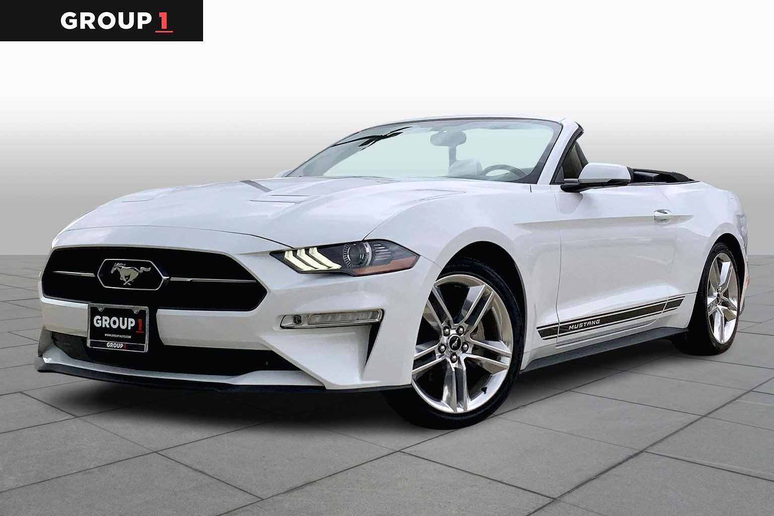 2019 Ford Mustang EcoBoost Premium's photo