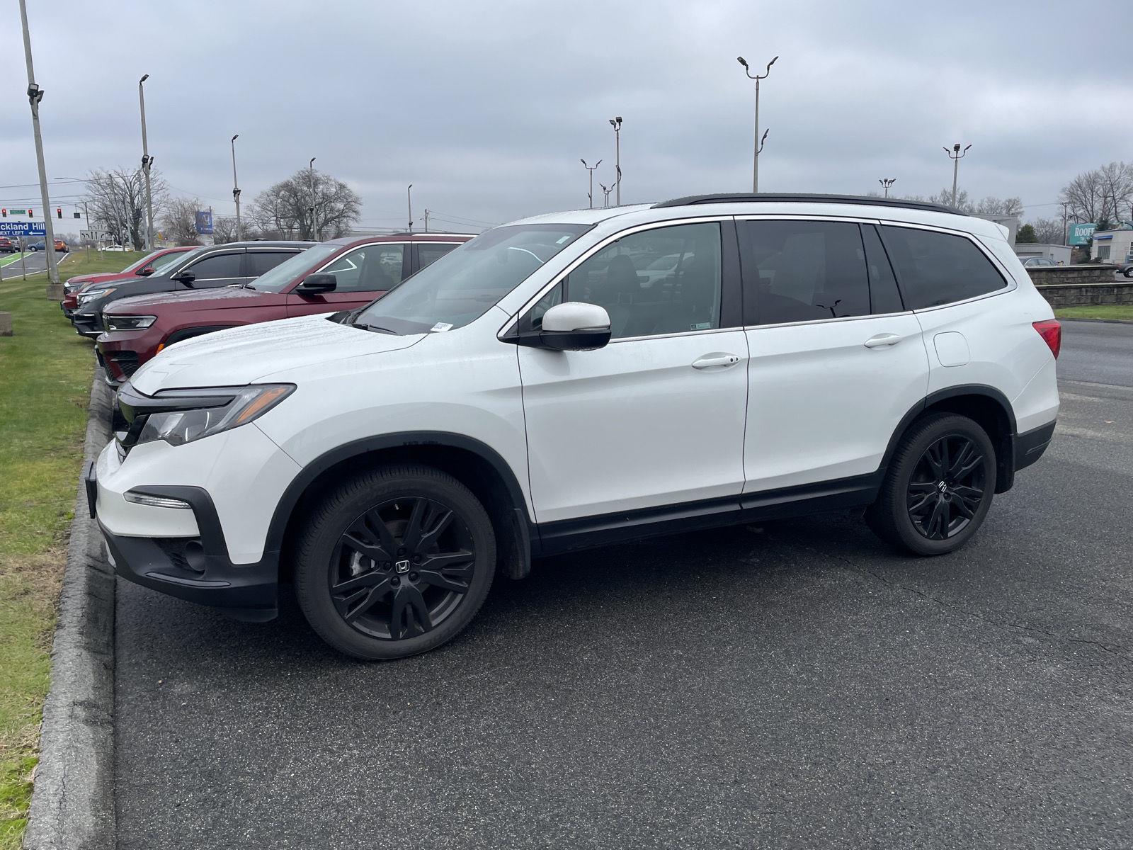 2022 Honda Pilot Special Edition photo 2