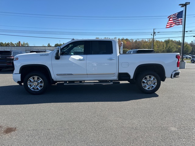 2024 Chevrolet Silverado 2500HD High Country photo 4