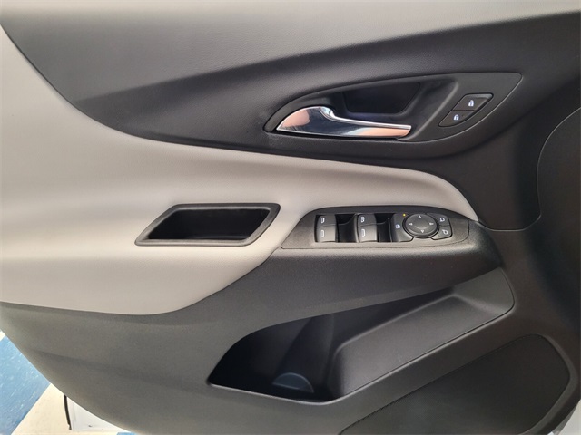 2022 Chevrolet Equinox LS photo 25