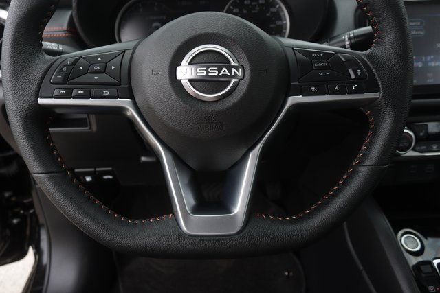2025 Nissan Versa SR photo 12