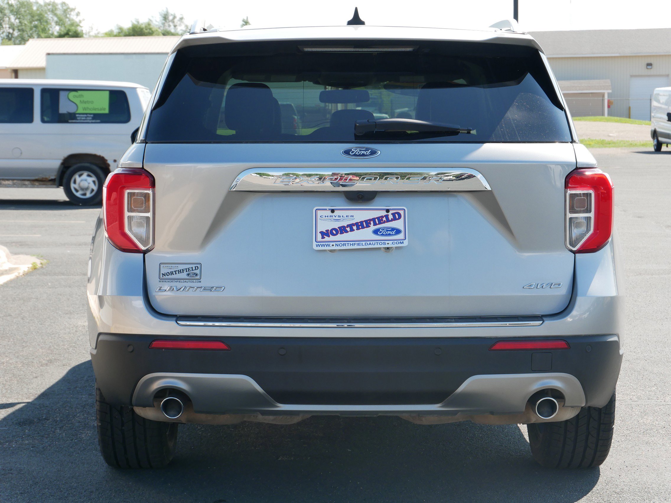2023 Ford Explorer Limited photo 7