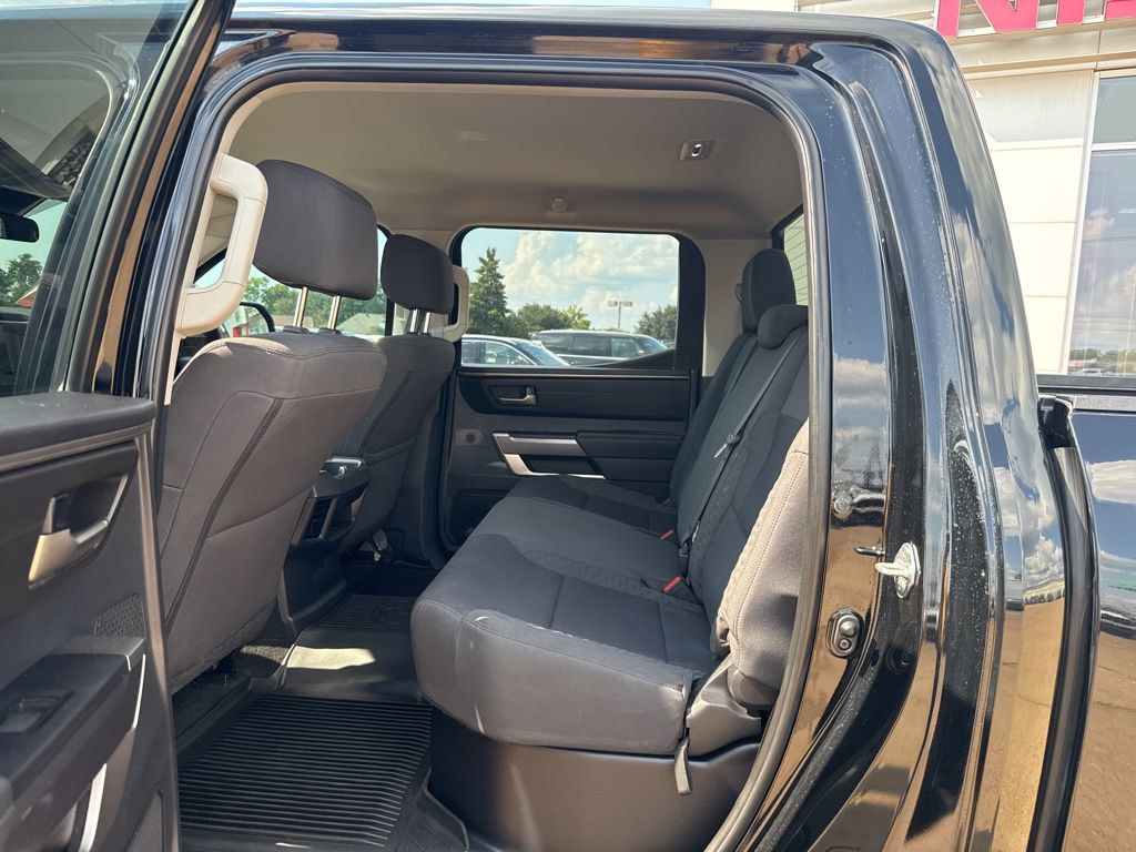 2023 Toyota Tundra SR5 photo 7
