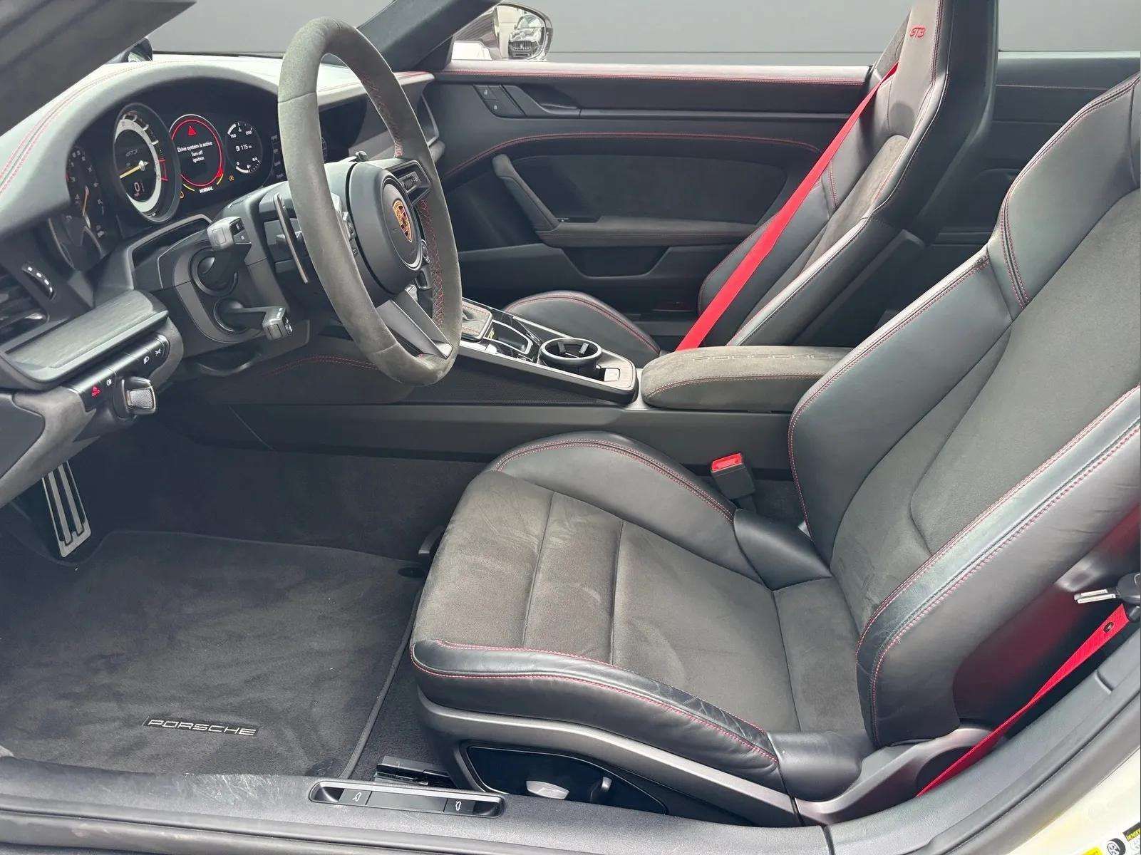 2022 Porsche 911 GT3 photo 13