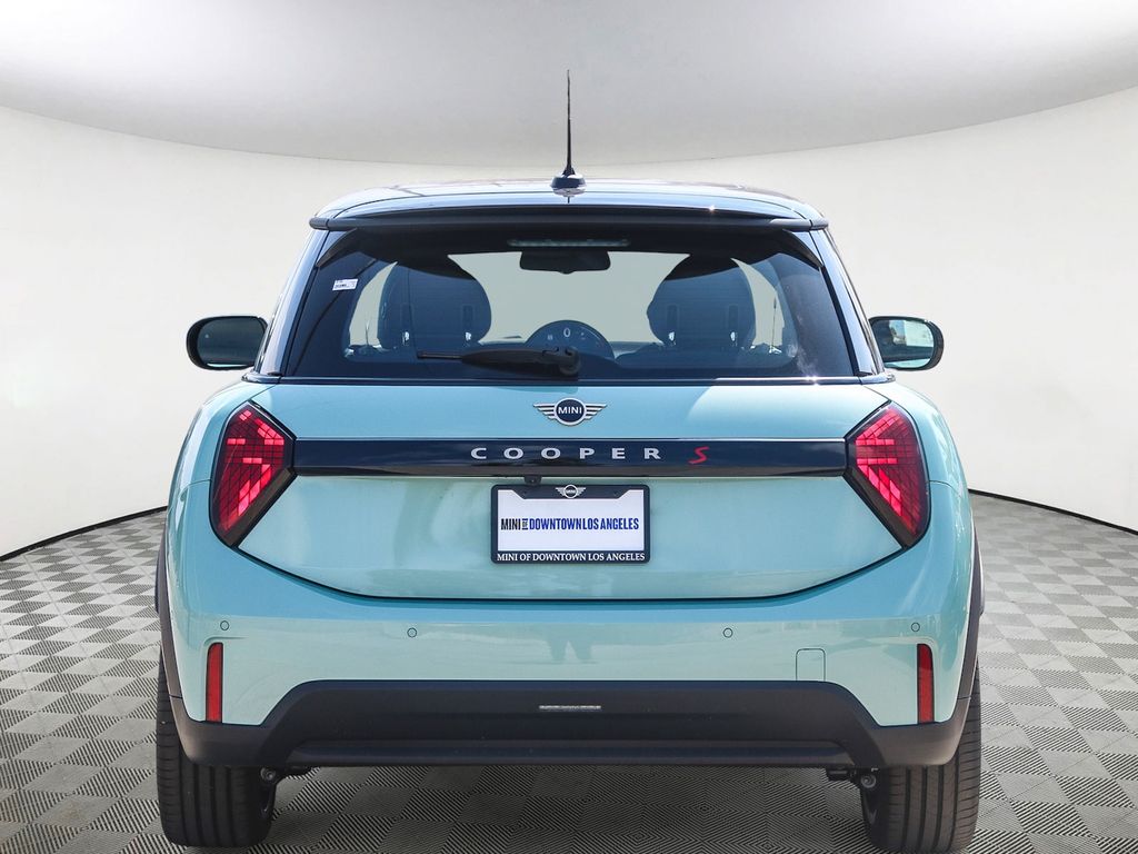2026 Mini Cooper 2 Door Hardtop S Iconic photo 3