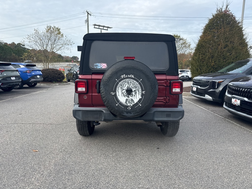 2021 Jeep Wrangler Unlimited Islander photo 2