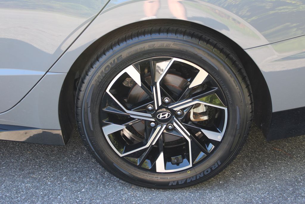 2024 Hyundai Sonata SEL photo 31
