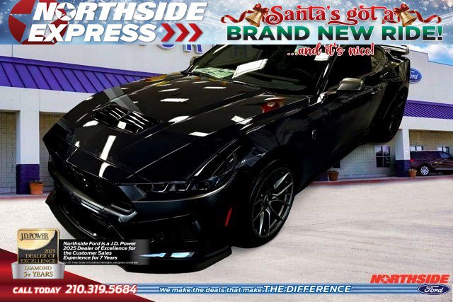 2025 Ford Mustang Dark Horse's photo