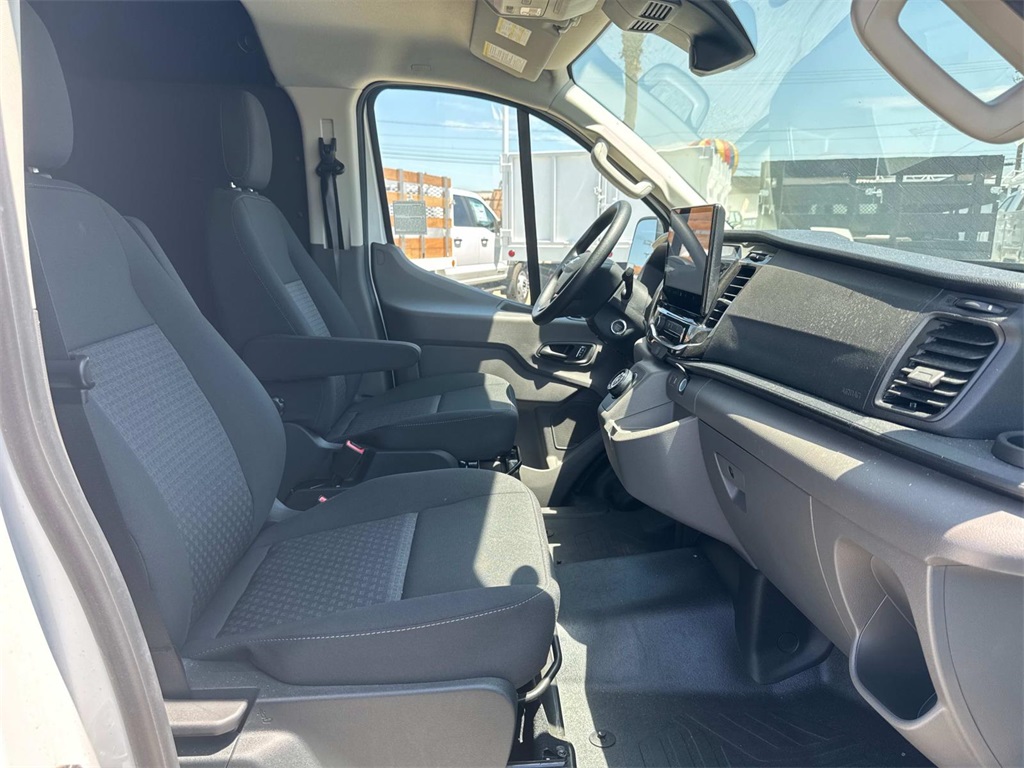 2023 Ford Transit photo 19