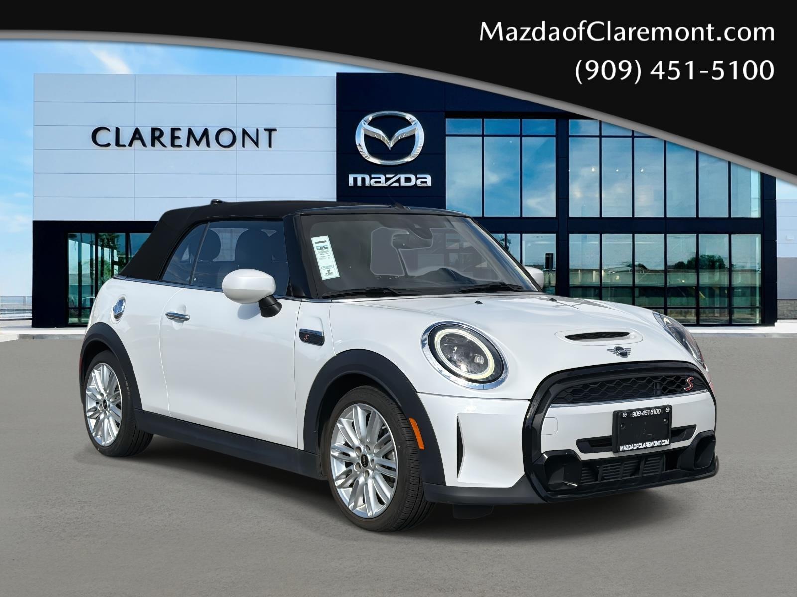 2024 MINI Convertible S's photo
