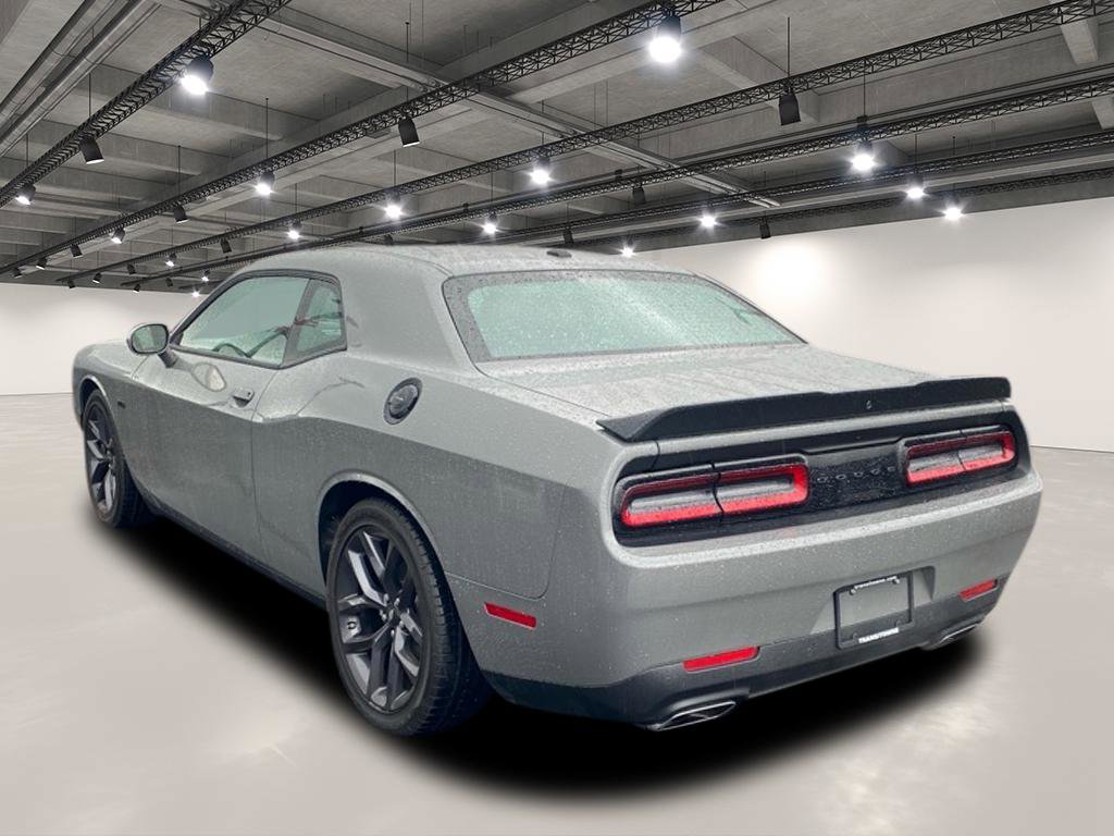 2023 Dodge Challenger R/T photo 5