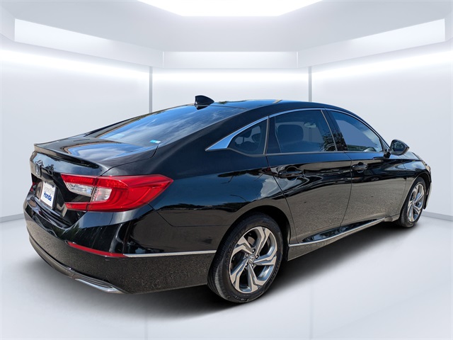 2018 Honda Accord EX photo 3