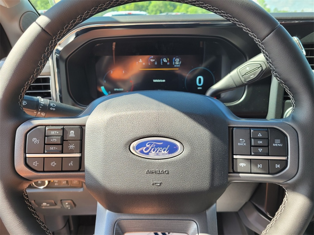 2025 Ford F-350 Lariat photo 18