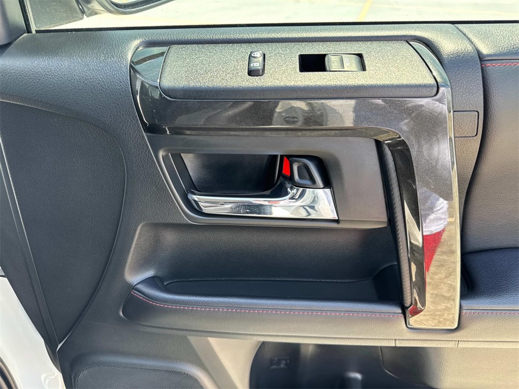 2022 Toyota 4Runner TRD Off-Road Premium photo 14