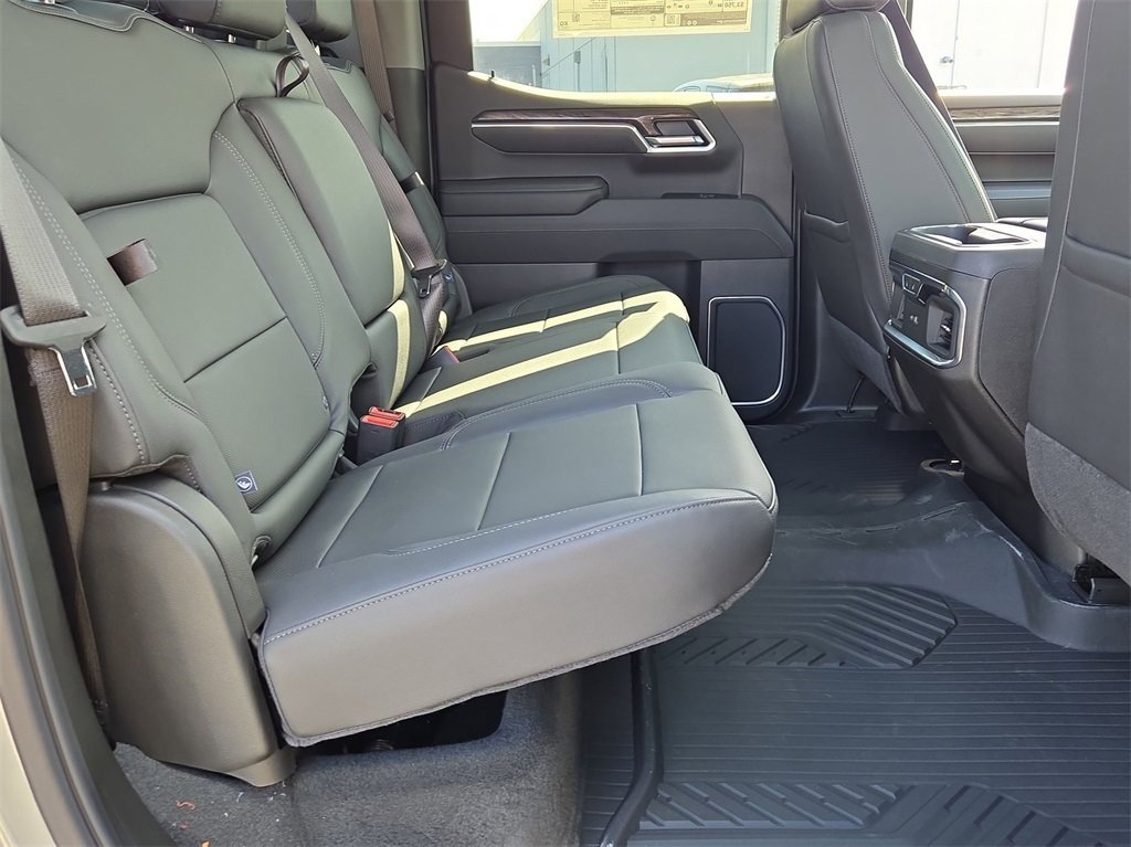 2025 Chevrolet Silverado 1500 LTZ photo 31