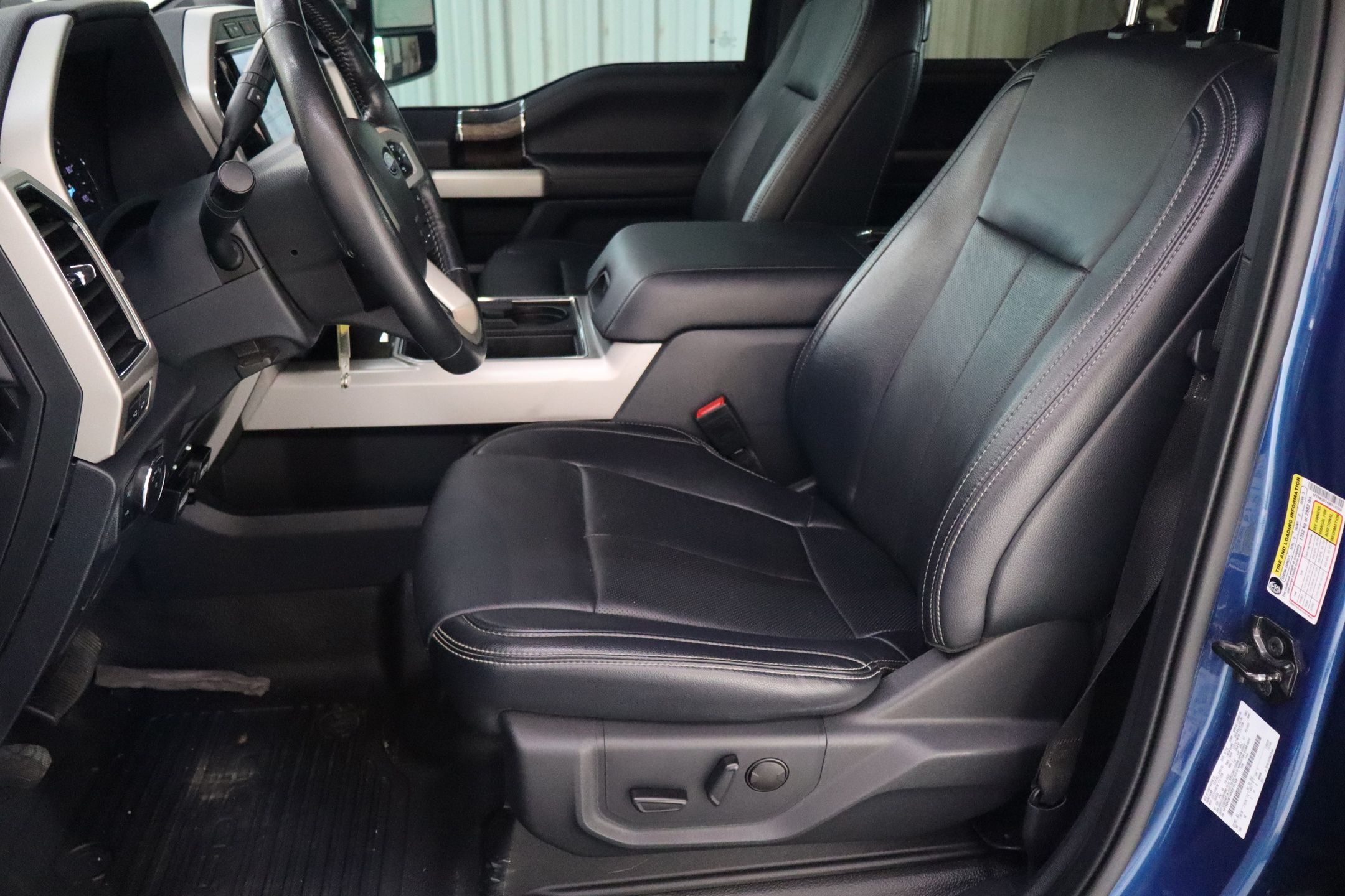 2022 Ford F-250 photo 12