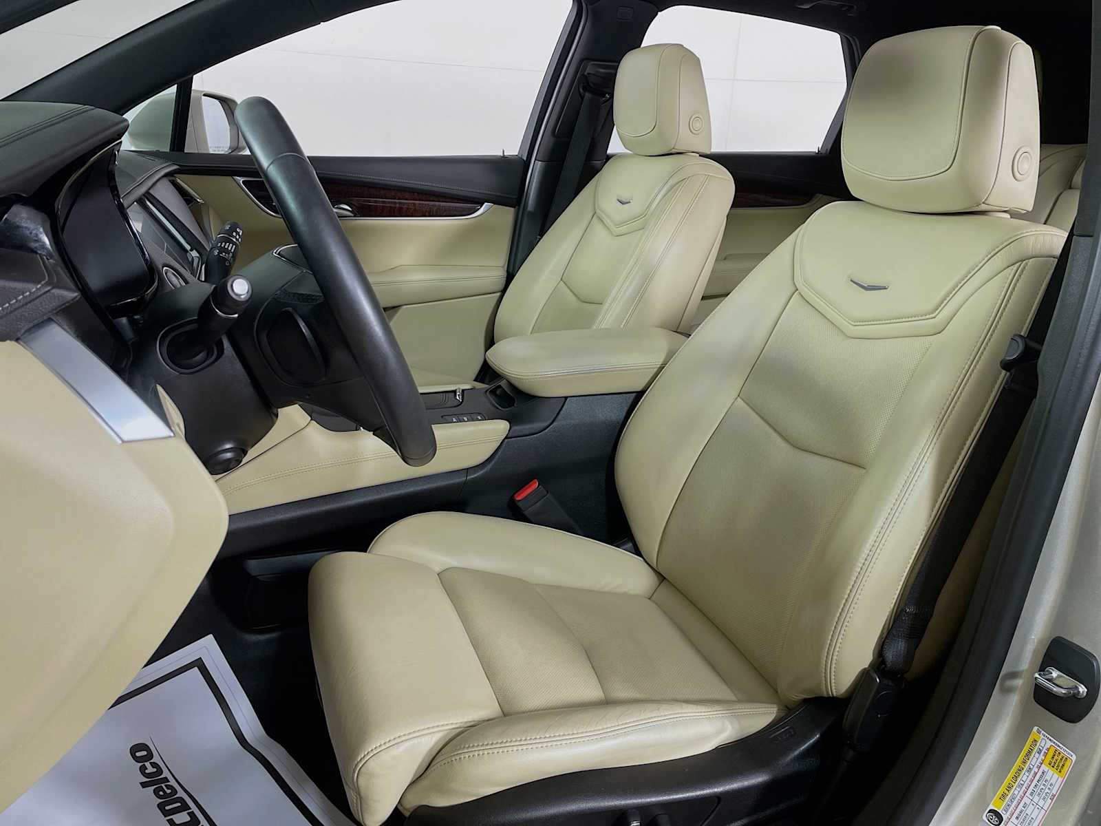 2017 Cadillac XT5 Luxury photo 18