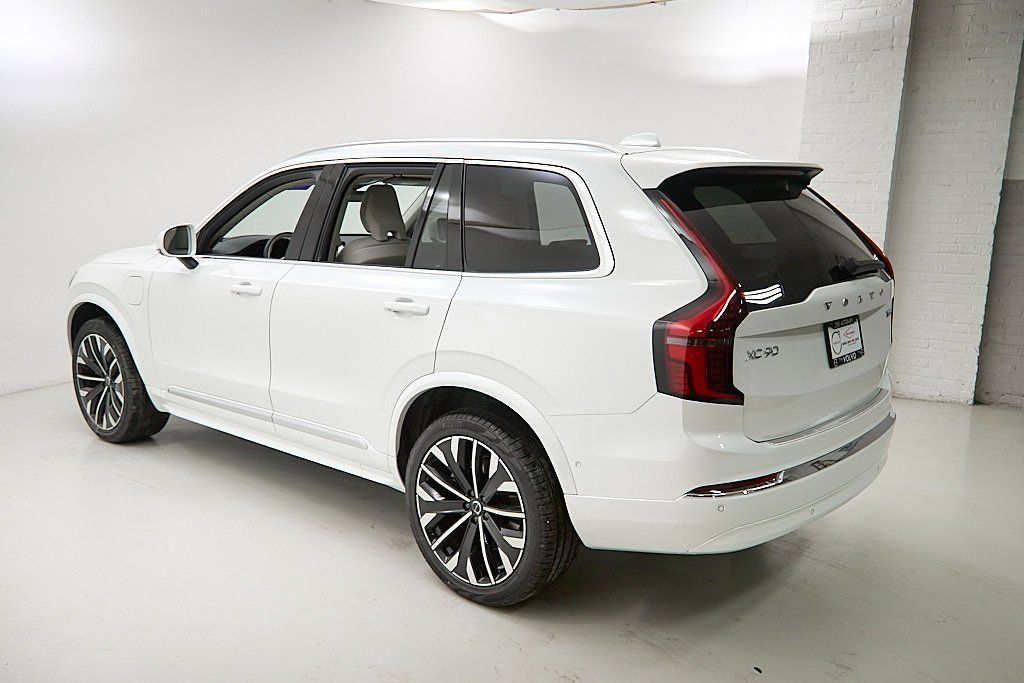 2026 VOLVO XC90 - Image 6