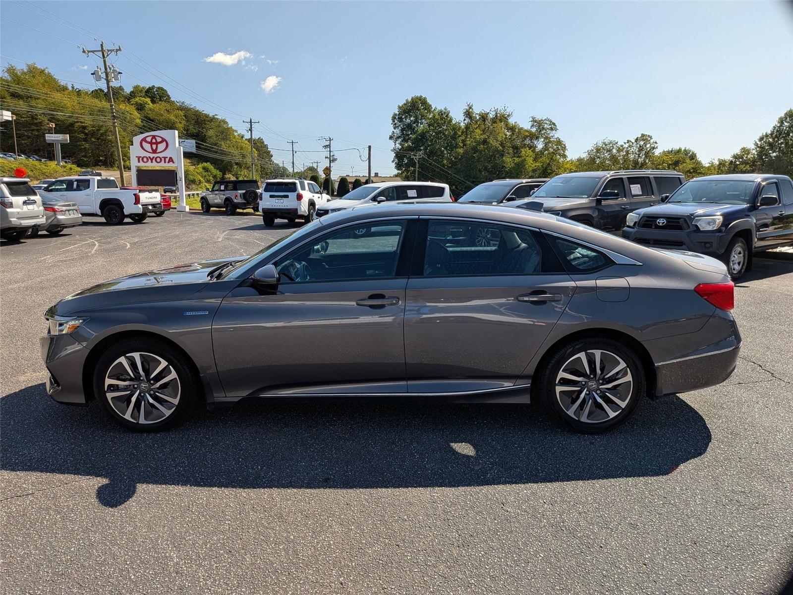 2022 Honda Accord Hybrid EX-L photo 7