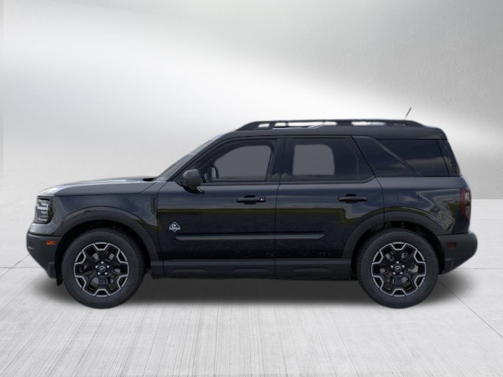 2025 Ford Bronco Sport Outer Banks photo 2