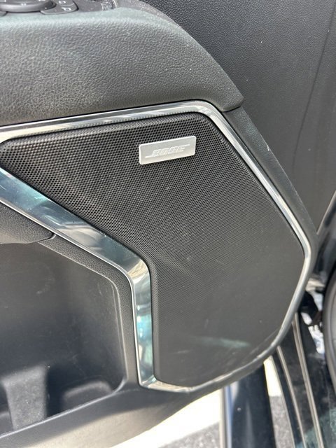 2023 Chevrolet Silverado RST photo 4
