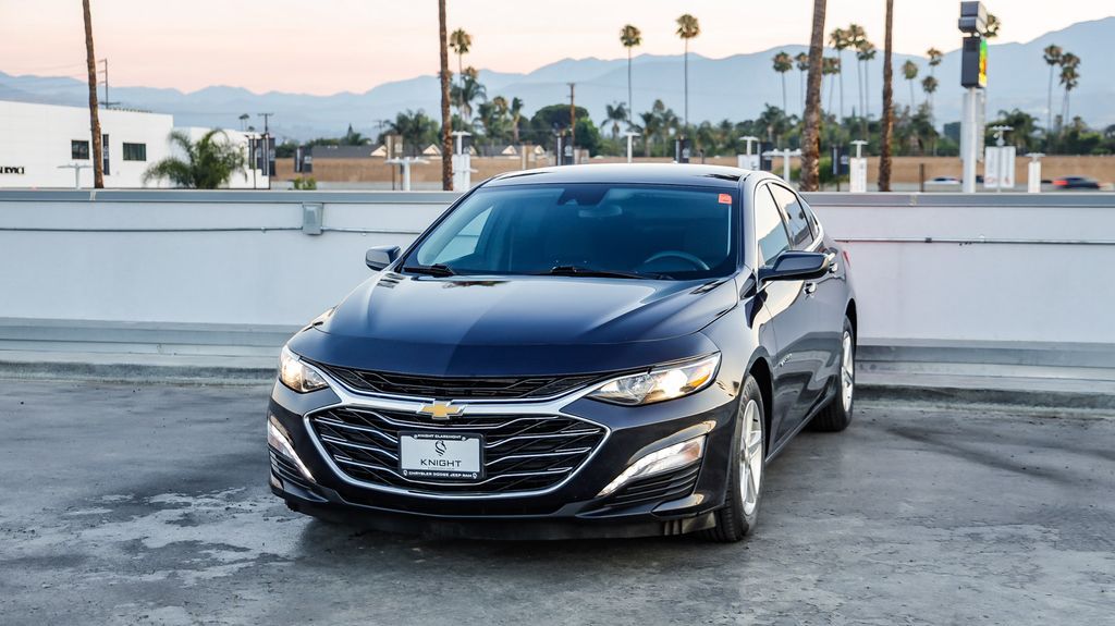 2022 Chevrolet Malibu 1LT photo 4