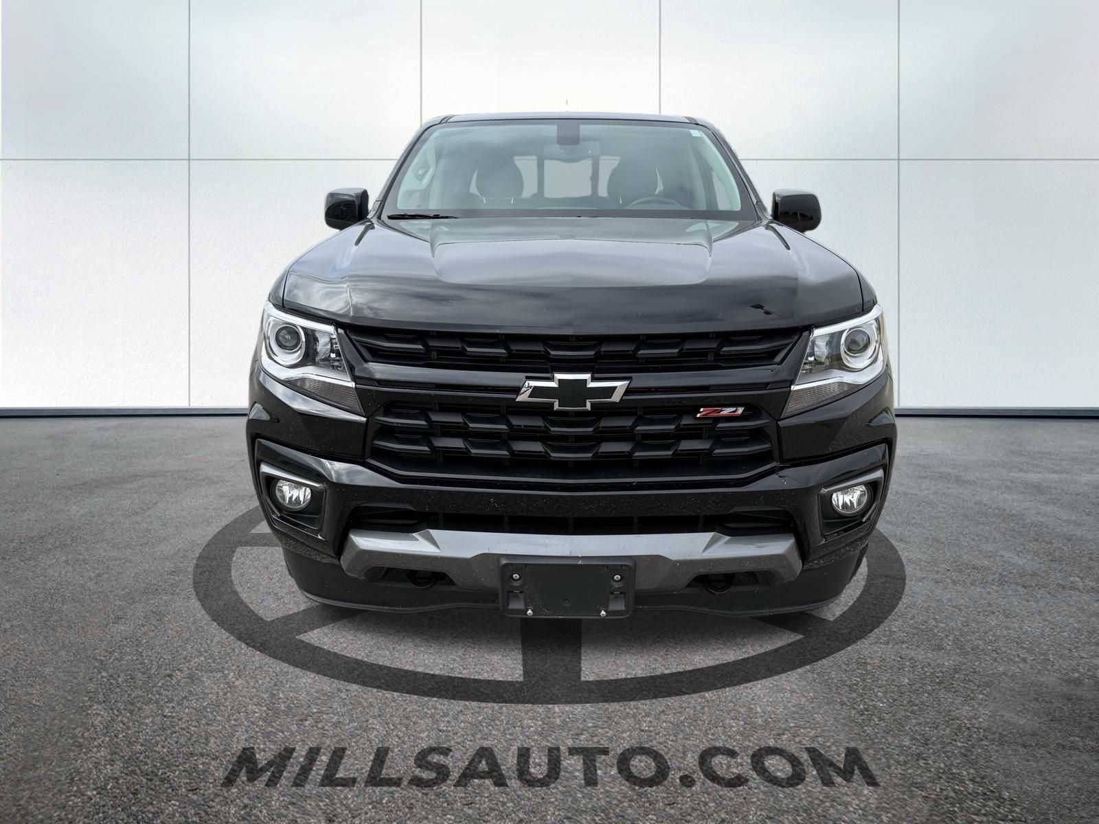 2022 Chevrolet Colorado Z71 photo 3