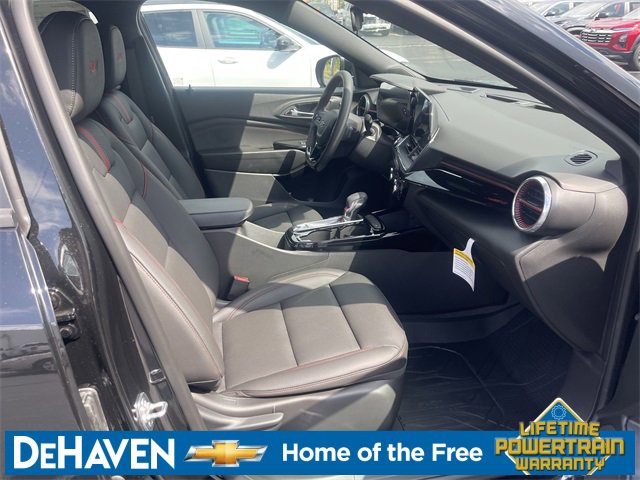 2025 Chevrolet Trax photo 24