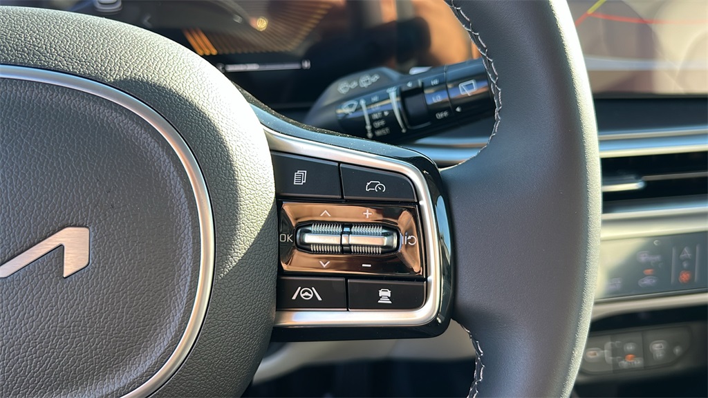 2025 Kia Sorento S photo 12