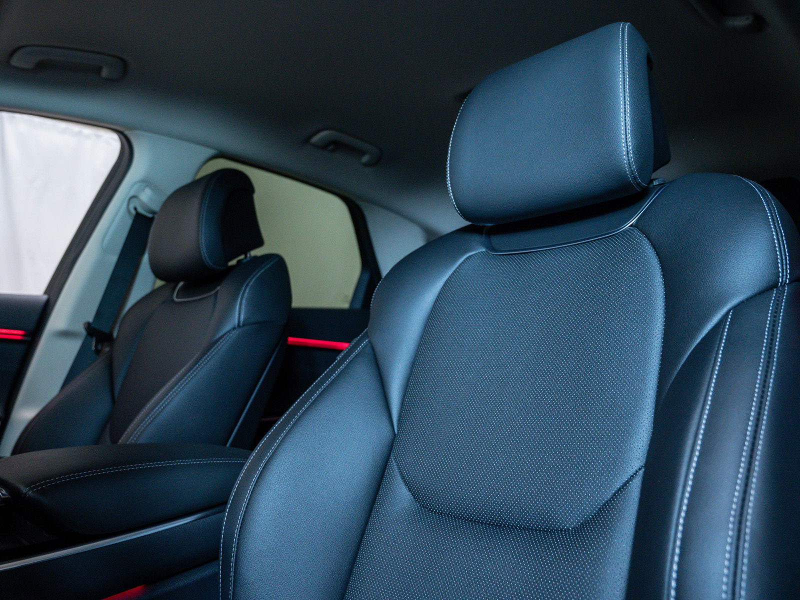 2026 Genesis GV70 2.5T Select photo 19
