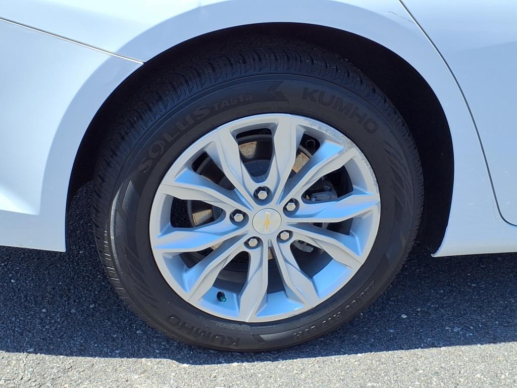 2023 Chevrolet Malibu 1LT photo 18