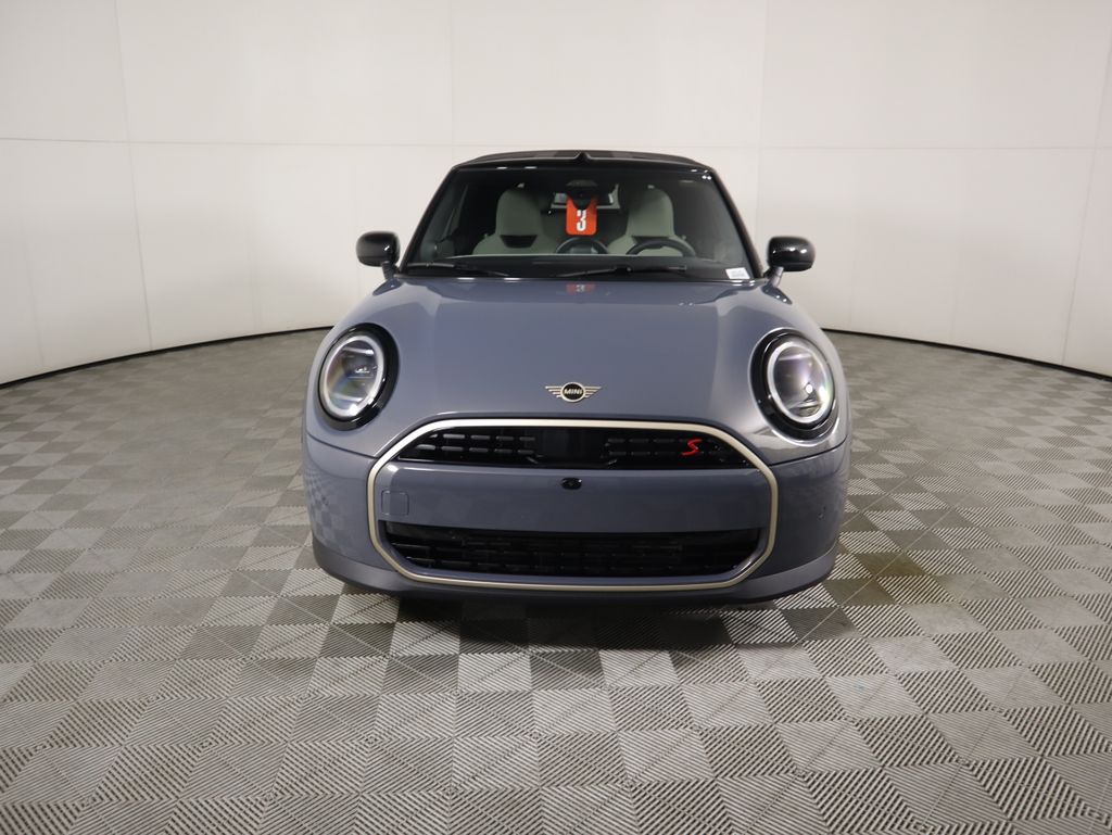 2026 Mini Cooper Convertible Iconic photo 10