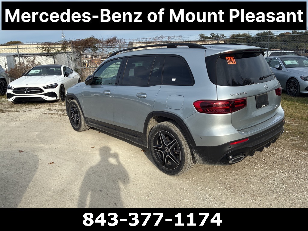 2025 Mercedes Benz GLB 250 photo 4