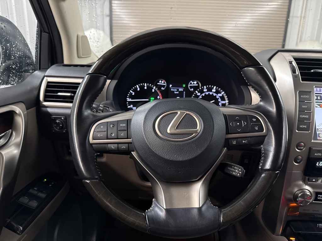 2021 Lexus GX 460 photo 23