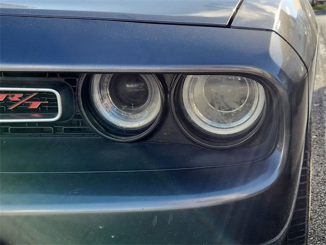 2015 Dodge Challenger R/T photo 9