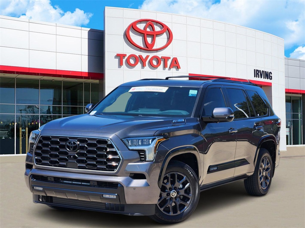 2024 Toyota Sequoia Platinum's photo