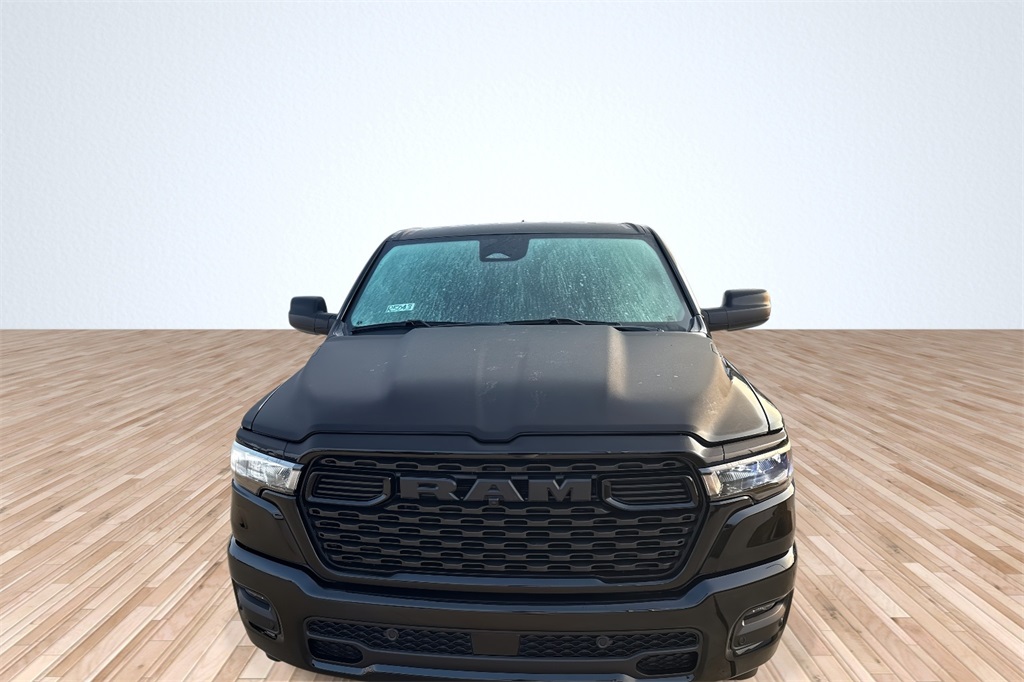 2025 Ram 1500 Tradesman photo 3